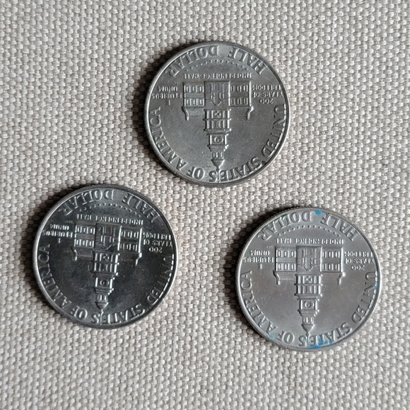 JFK Bicentennial 1776-1976 Half Dollar Coins, Set of 3 - Picture 2 of 3